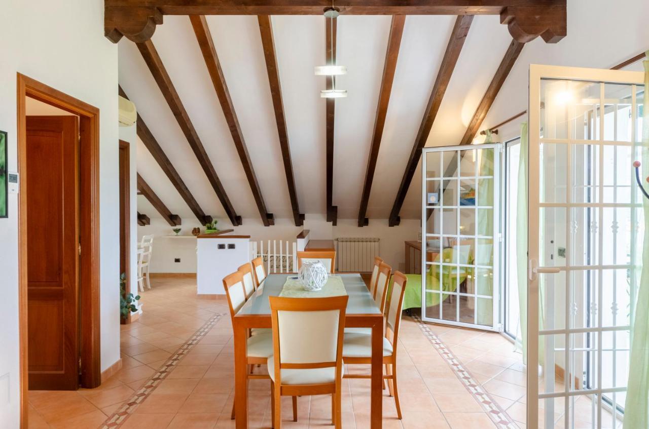 Ca' Do Pescou, Charming 2,Bedroom Apartment With Stunning Hill Views Overlooking The Greenery Rapallo Kültér fotó