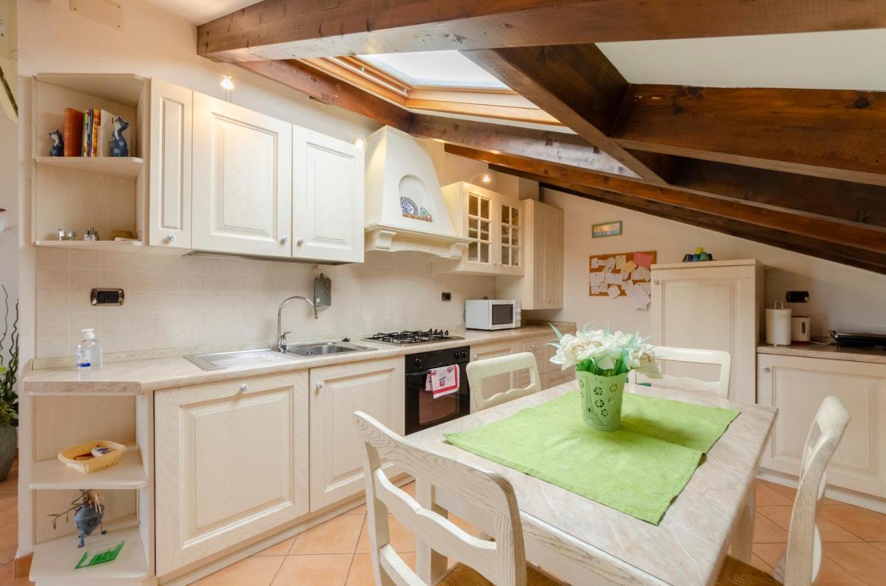 Ca' Do Pescou, Charming 2,Bedroom Apartment With Stunning Hill Views Overlooking The Greenery Rapallo Kültér fotó